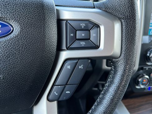 Used 2016 Ford F150 Lariat AWD/4WD image 17