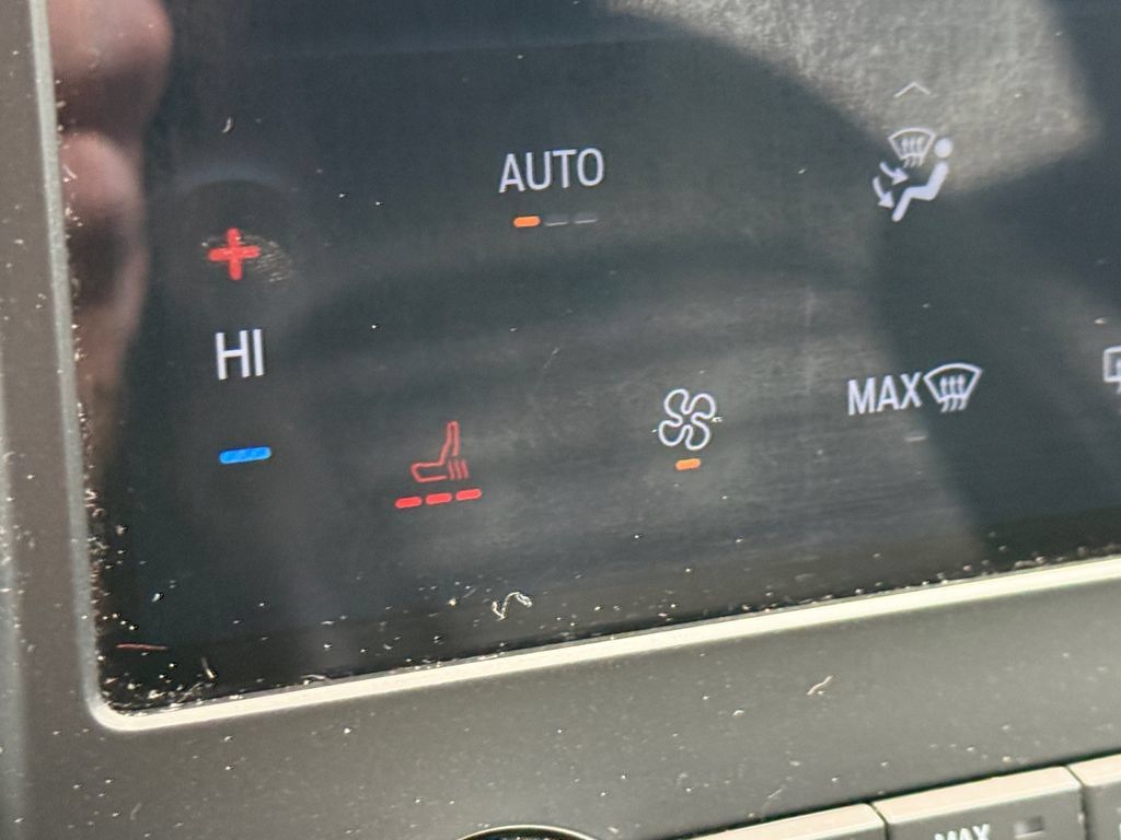 Used 2024 Ford Edge SEL AWD/4WD image 32