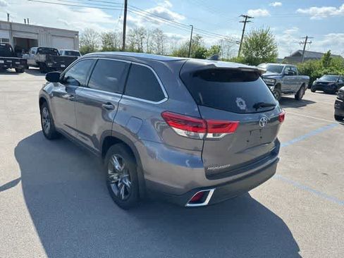 Used 2017 Toyota Highlander Limited Platinum image 19