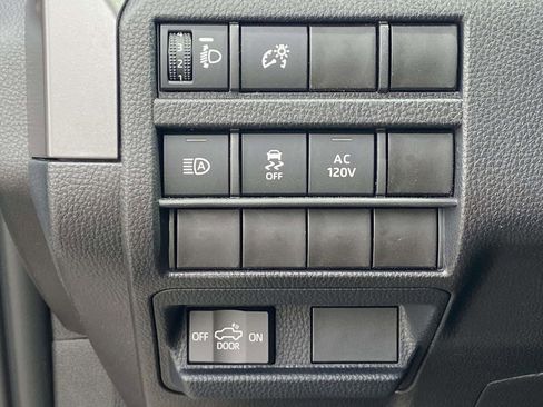 Used 2026 Toyota Tacoma TRD Sport w/ TRD Sport Upgrade Package image 31