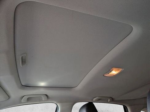 Used 2012 Honda CR-V EX-L image 12