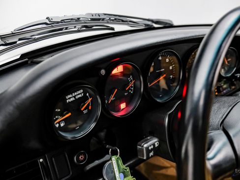 Used 1996 Porsche 911 GT3 RS image 39