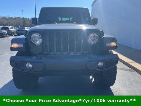 Certified 2022 Jeep Gladiator Willys image 12