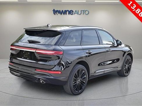 Used 2024 Lincoln Corsair Reserve w/ Equipment Group 201A image 5