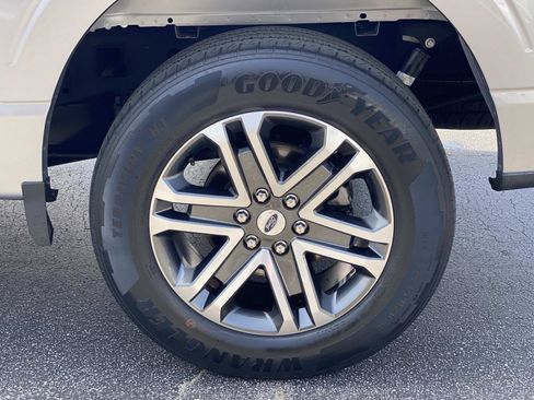 Used 2021 Ford F150 XL w/ STX Appearance Package RWD image 14