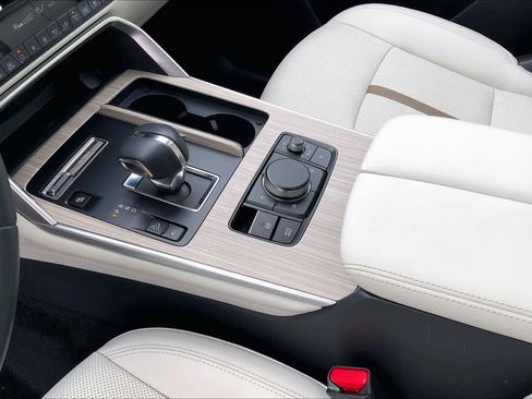 Used 2024 MAZDA CX-90 Plug-In Hybrid w/ Premium Plus image 17