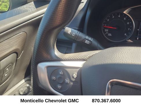 Used 2024 GMC Terrain SLE w/ Driver Convenience Package FWD image 20