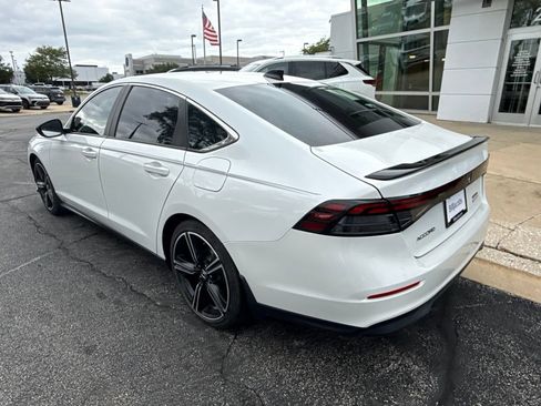 Used 2024 Honda Accord Sport image 4