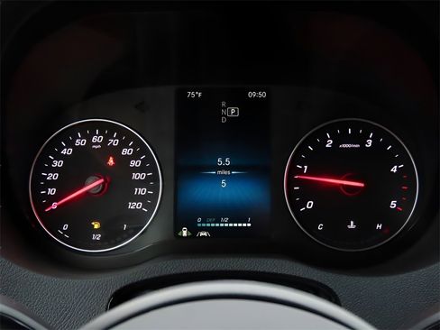 Used 2024 Mercedes-Benz Sprinter 3500 image 39