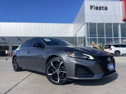 Certified 2023 Nissan Altima 2.5 SR