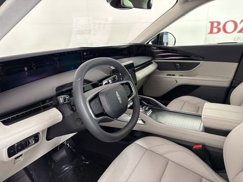 New 2026 Lincoln Nautilus Premier image 14