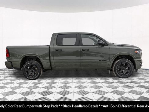 New 2026 RAM 1500 4x4 Crew Cab image 15