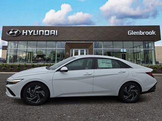 New 2025 Hyundai Elantra Limited video 1