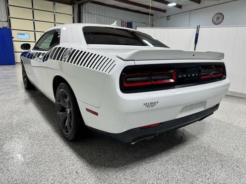 Used 2017 Dodge Challenger R/T Plus image 7