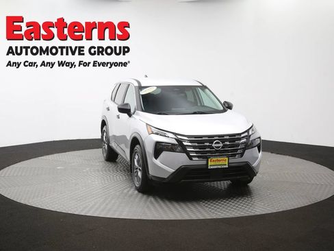 Used 2024 Nissan Rogue S AWD/4WD image 52