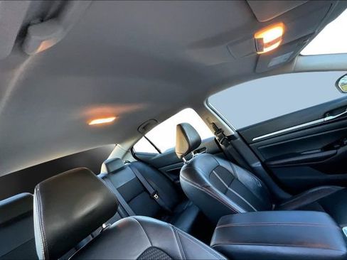 Used 2024 Nissan Altima 2.5 SR image 19