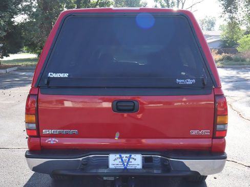 Used 2003 GMC Sierra 1500 SLT w/ SLT Preferred Equipment Group AWD/4WD image 6