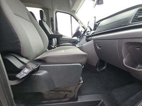 Used 2025 Ford Transit 350 XLT image 15