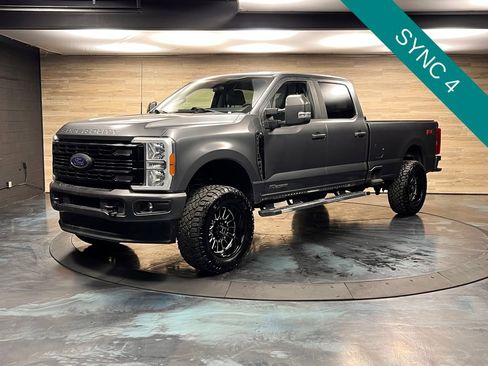 Used 2023 Ford F250 XL image 5