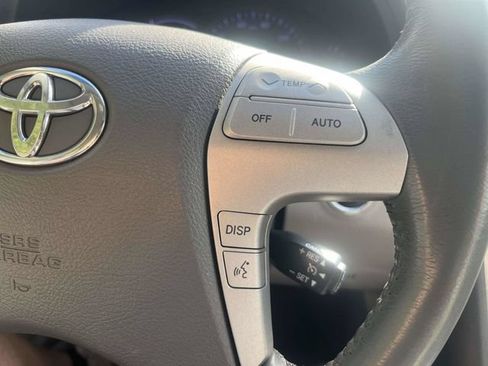 Used 2010 Toyota Camry Hybrid w/ Upgrade Pkg FWD image 26