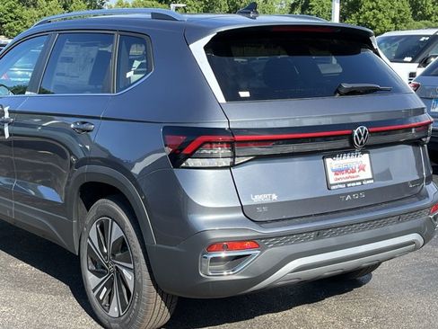 New 2026 Volkswagen Taos SE AWD/4WD image 12