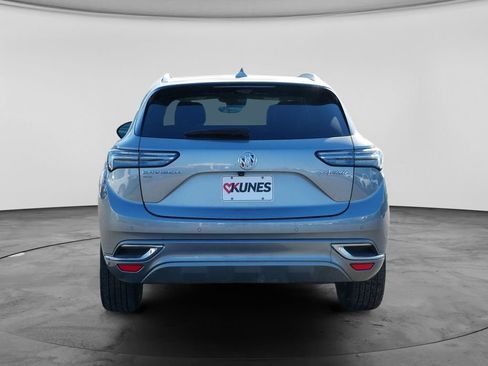 Used 2023 Buick Envision Avenir AWD/4WD image 11