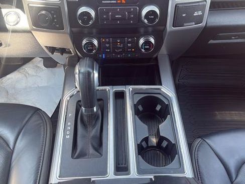 Used 2019 Ford F150 Platinum AWD/4WD image 8