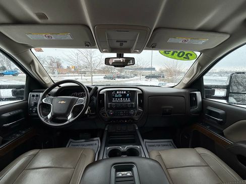 Used 2019 Chevrolet Silverado 2500 LTZ w/ Duramax Plus Package image 12