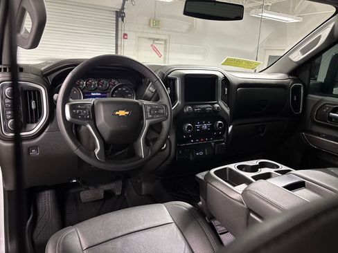Used 2022 Chevrolet Silverado 2500 LTZ image 27