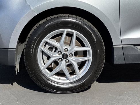 Used 2023 Ford Edge SEL image 32