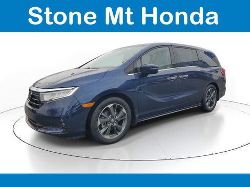 Used 2023 Honda Odyssey Elite image 3