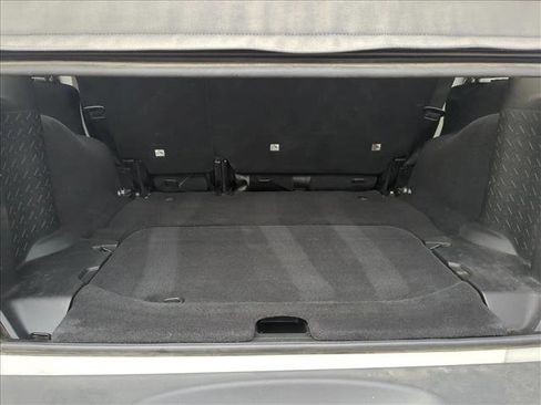 Used 2013 Jeep Wrangler Unlimited Sport image 6