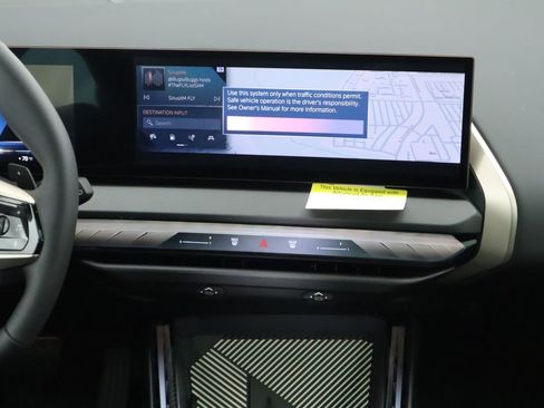 Certified 2025 BMW X3 xDrive30i w/ Convenience Package image 15