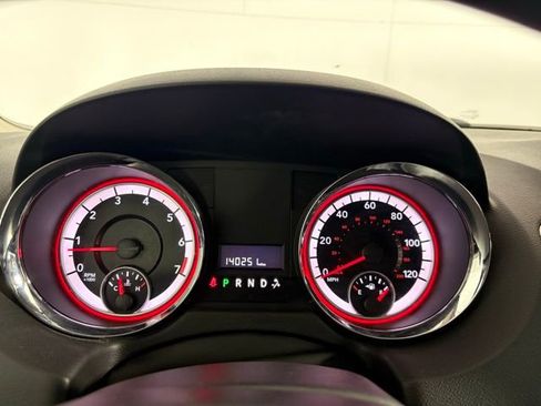 Used 2013 Dodge Grand Caravan SE image 10