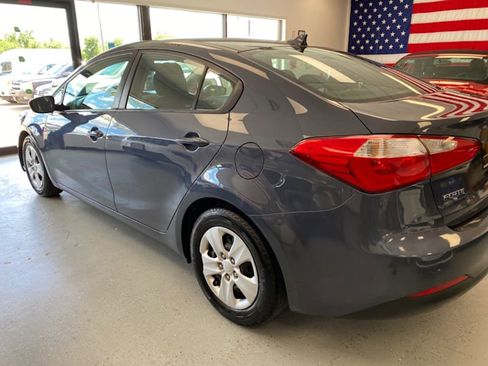 Used 2016 Kia Forte LX image 5