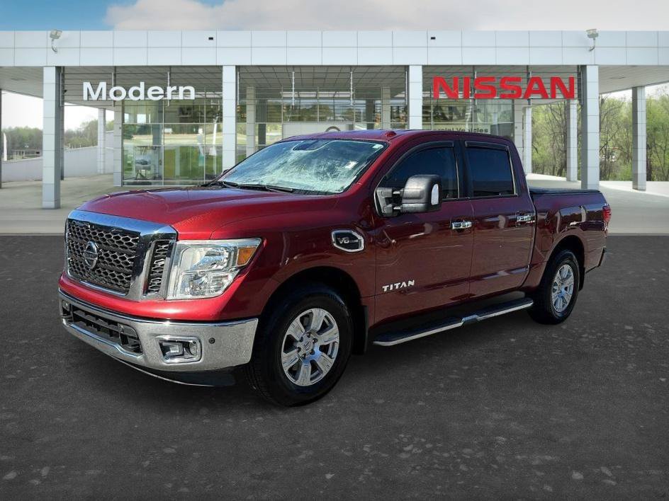 Used 2017 Nissan Titan SV RWD image 1