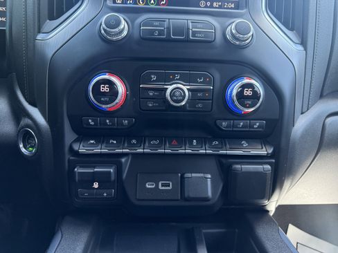 Used 2021 GMC Sierra 1500 Denali w/ Driver Alert Package II AWD/4WD image 24