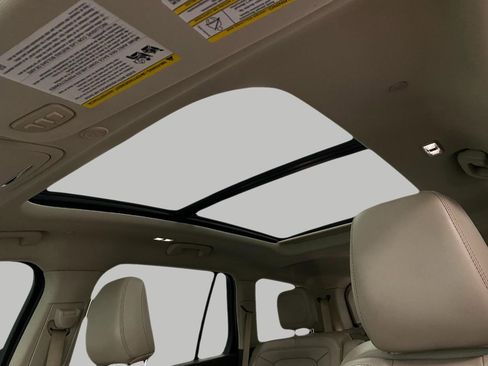 Used 2021 Lincoln Aviator Reserve w/ Equipment Group 201A image 33