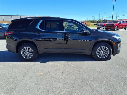 Used 2023 Chevrolet Traverse LT image 4