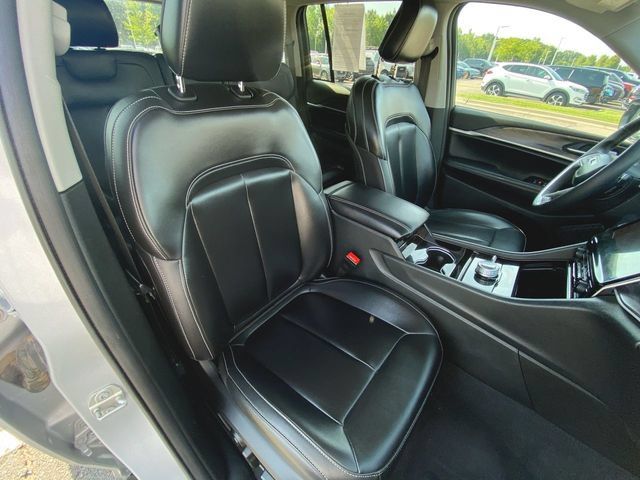 Used 2023 Jeep Grand Cherokee Limited AWD/4WD image 27