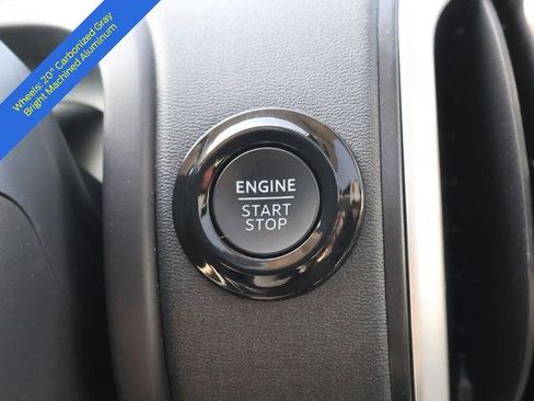 Certified 2025 Ford Expedition Active AWD/4WD image 36