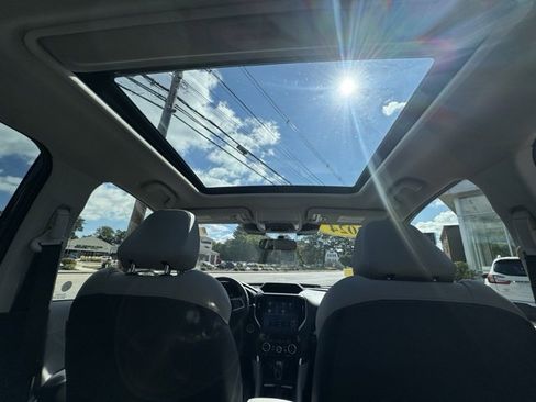 Used 2024 Subaru Forester Limited image 14