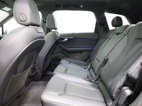 Used 2024 Audi Q7 3.0T Prestige AWD/4WD image 27