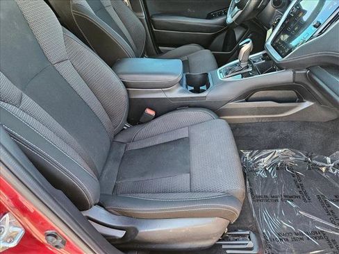 Used 2022 Subaru Outback Premium image 19