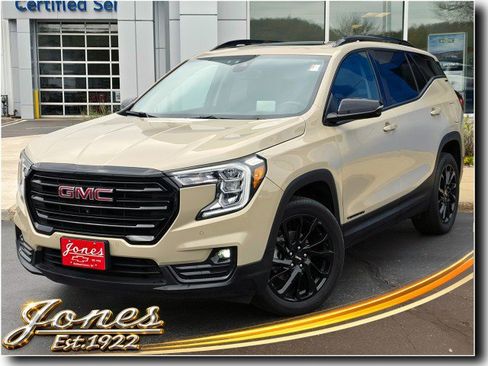 Used 2023 GMC Terrain SLT w/ Tech Package AWD/4WD image 1
