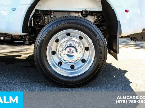 Used 2022 Ford F450 Platinum image 15