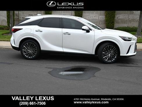 Certified 2024 Lexus RX 450h AWD w/ Convenience Package image 3