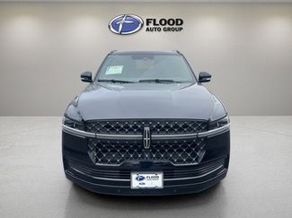 New 2026 Lincoln Navigator Reserve w/ Jet Appearance Package AWD/4WD video 2