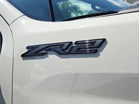 New 2026 Chevrolet Silverado 2500 ZR2 w/ LPO, Dark Essentials Package AWD/4WD image 19