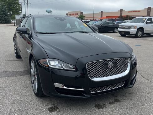 Used 2019 Jaguar XJ L Portfolio AWD/4WD image 1